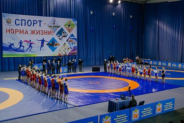 Оренбургские борцы снова в лидерах